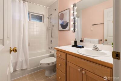 9633 NE 28th Street , Clyde Hill, WA 98004 - Photo 22