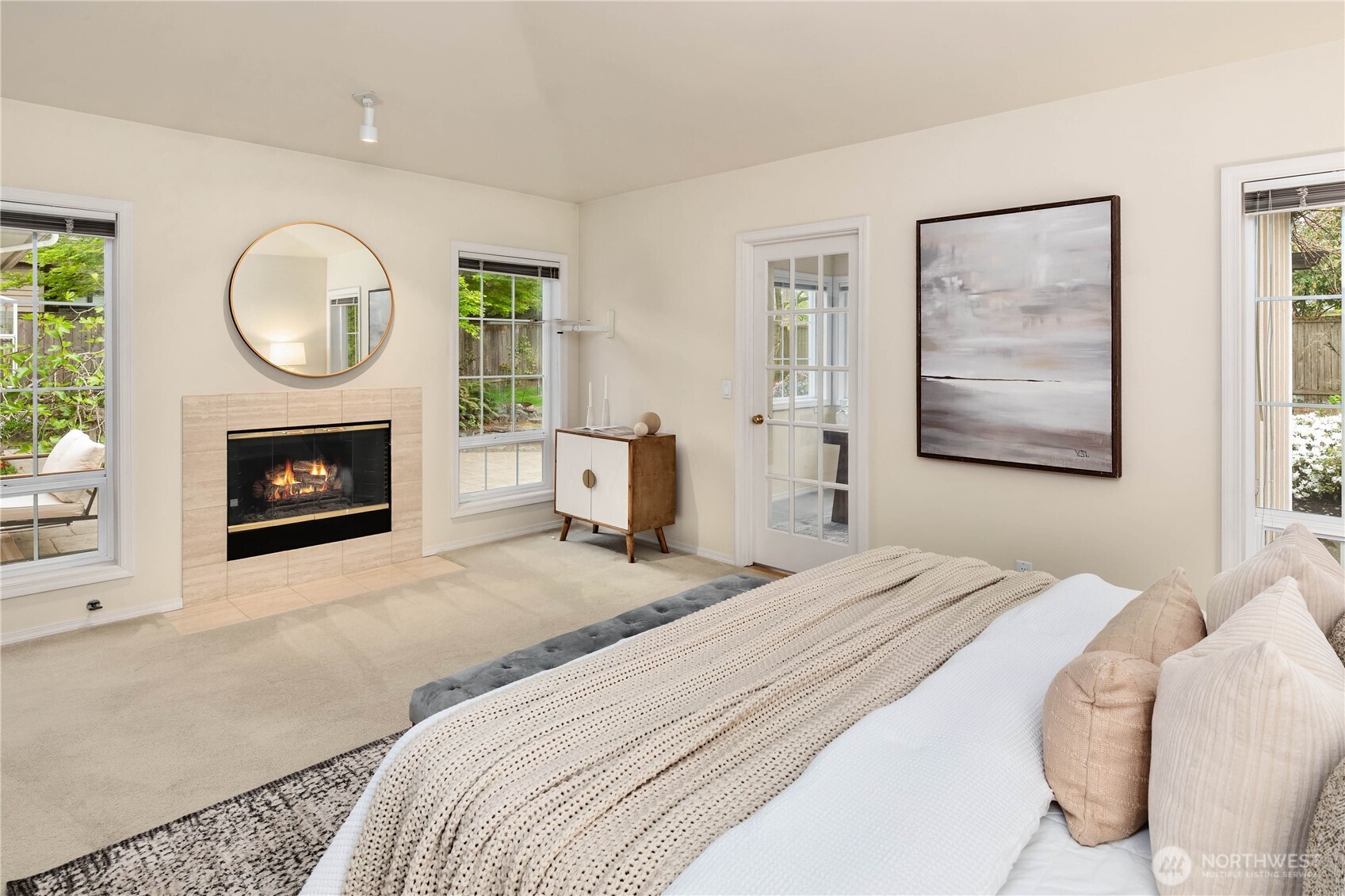 9633 NE 28th Street , Clyde Hill, WA 98004