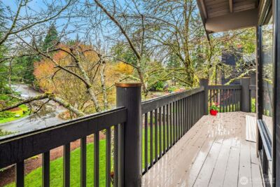 6700 81st Avenue SE, Mercer Island, WA 98040 - Photo 11