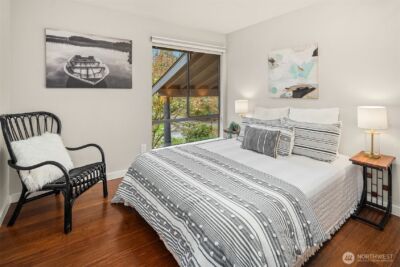 6700 81st Avenue SE, Mercer Island, WA 98040 - Photo 14