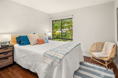 6700 81st Avenue SE, Mercer Island, WA 98040 - Photo 15