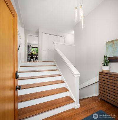6700 81st Avenue SE, Mercer Island, WA 98040 - Photo 17