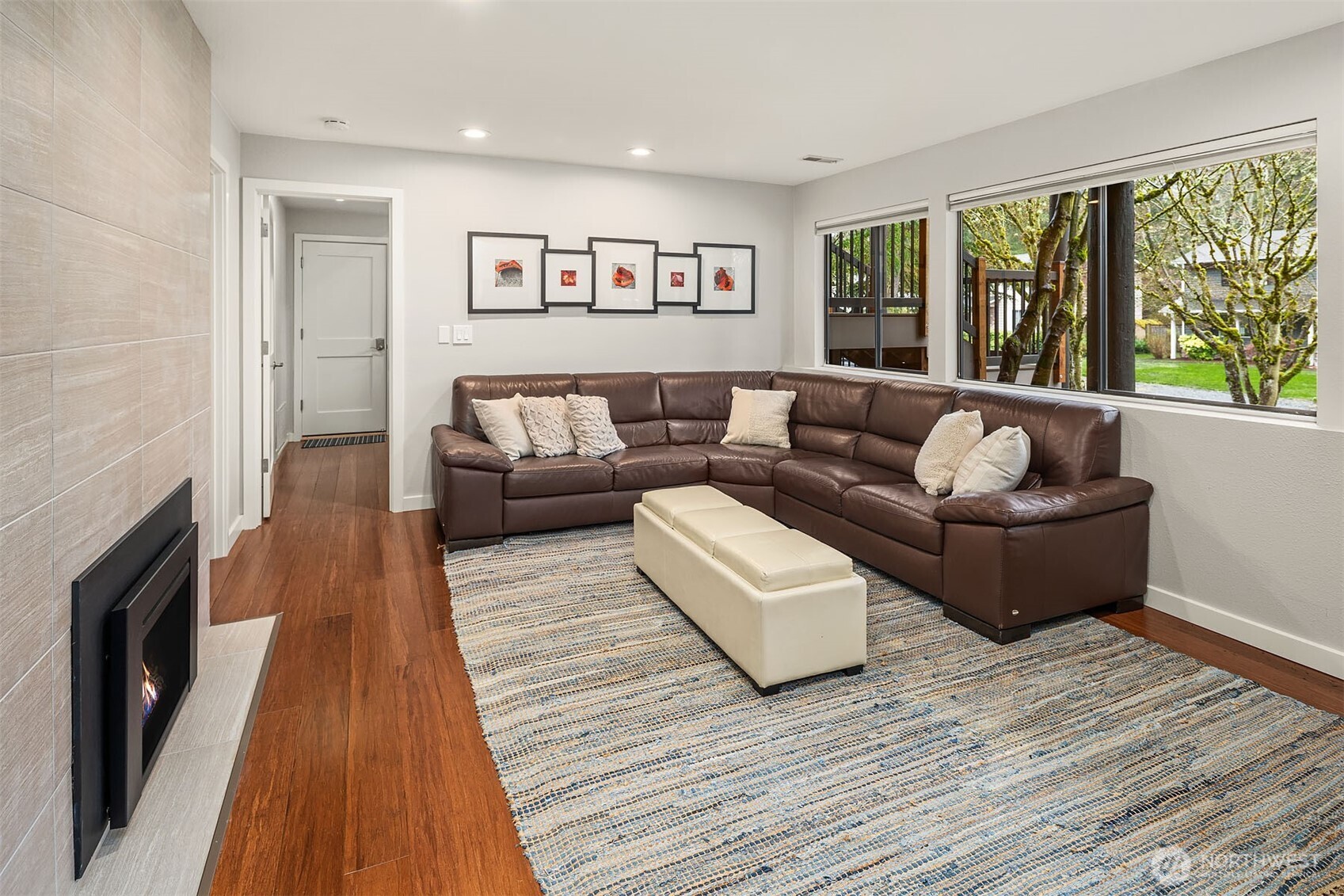 6700 81st Avenue SE, Mercer Island, WA 98040