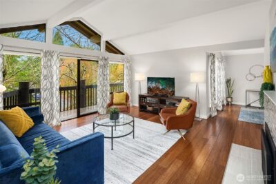 6700 81st Avenue SE, Mercer Island, WA 98040 - Photo 4
