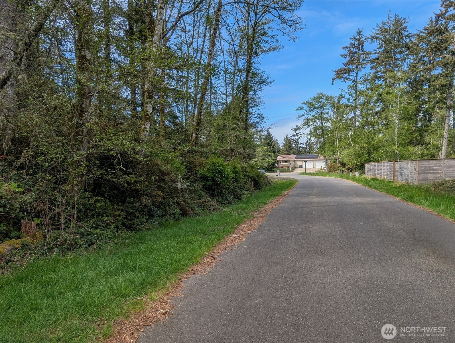 757 Evergreen Avenue SE, Ocean Shores, WA 98569