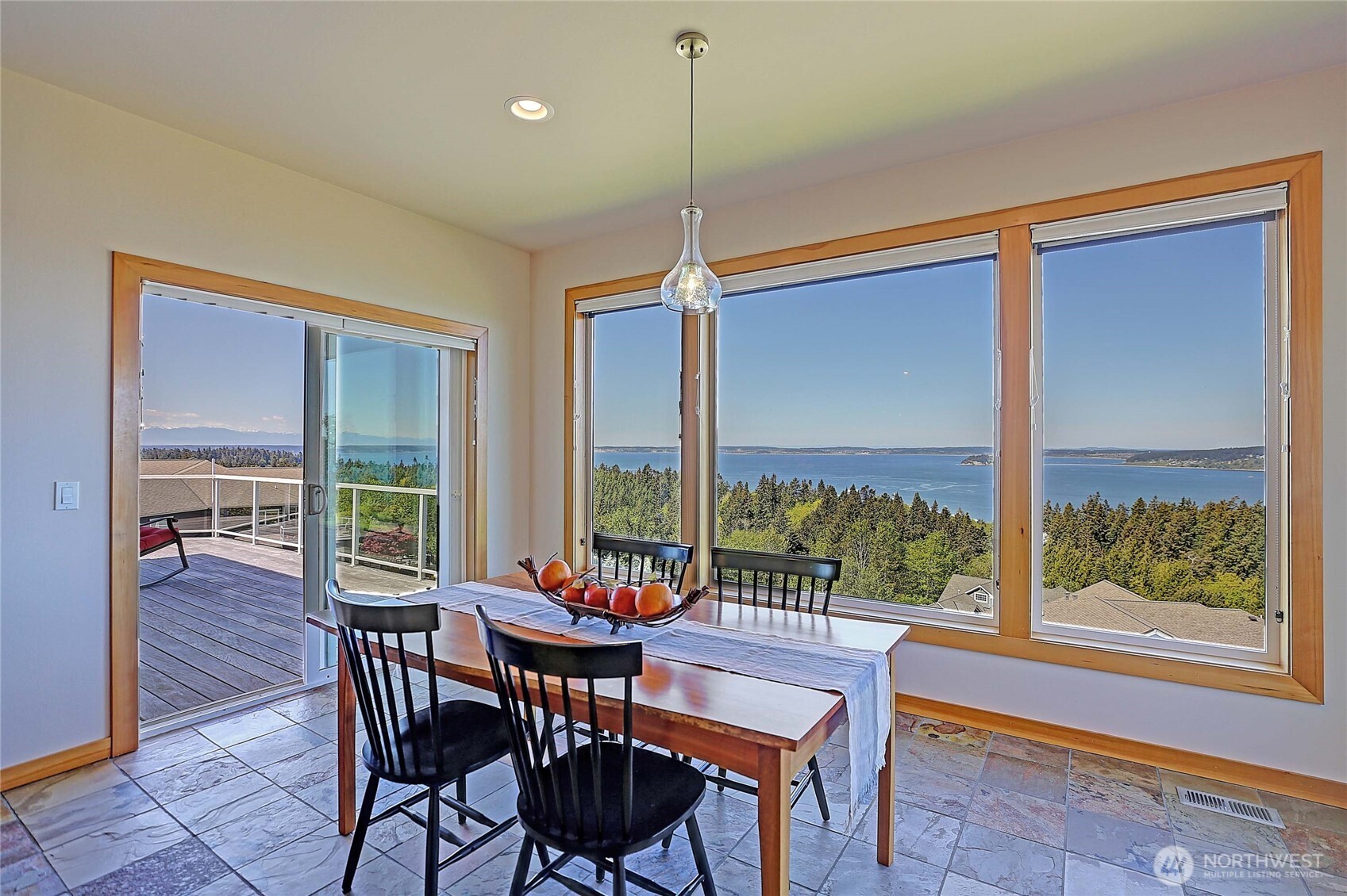 1081 Morgan Way , Camano Island, WA 98282