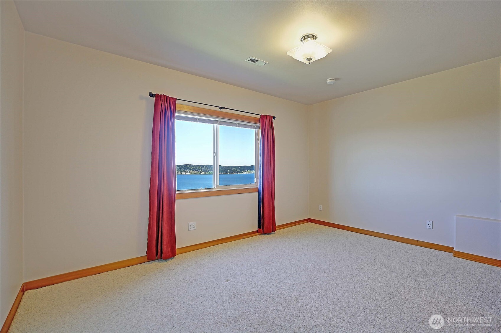 1081 Morgan Way , Camano Island, WA 98282