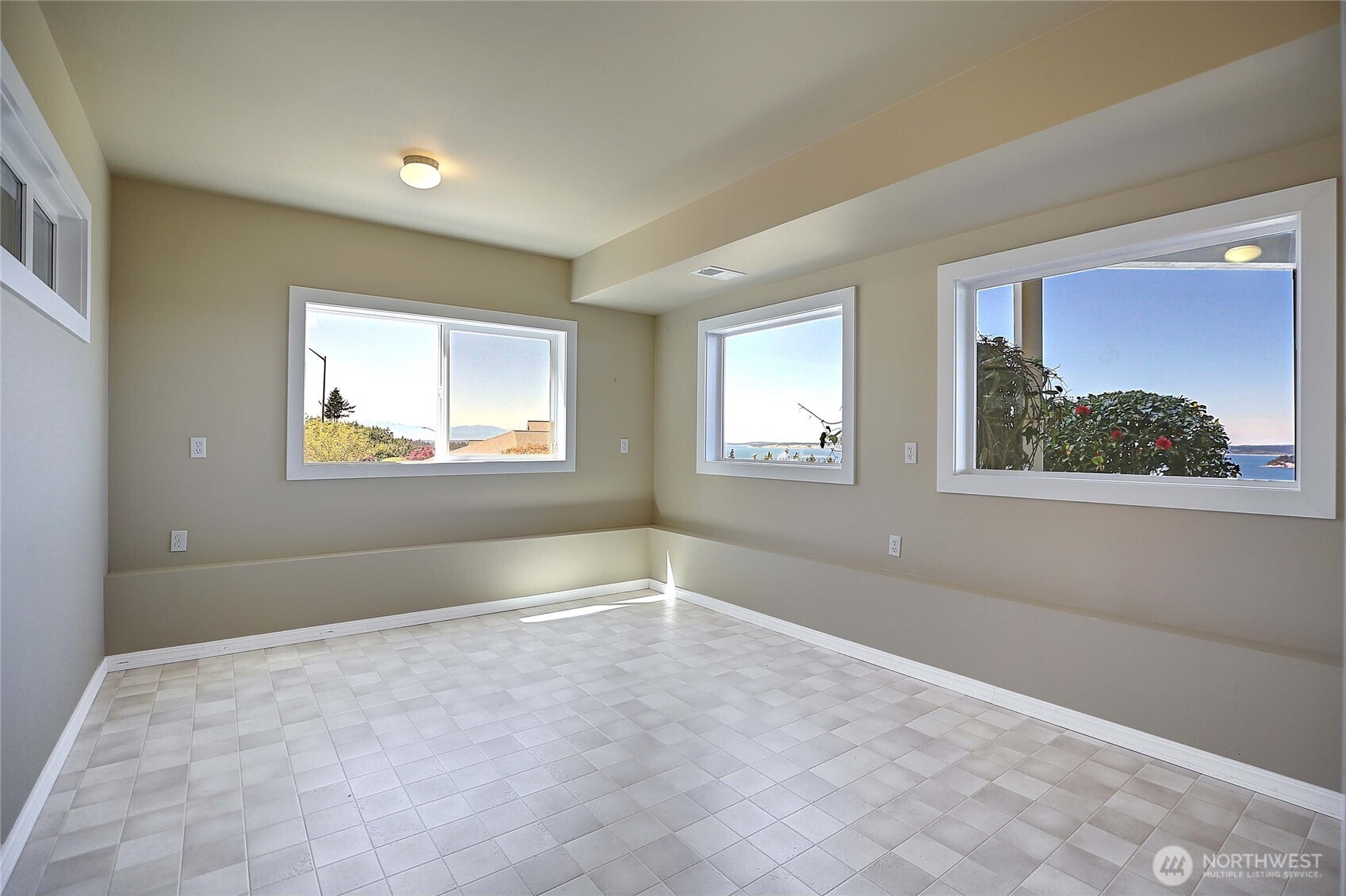 1081 Morgan Way , Camano Island, WA 98282
