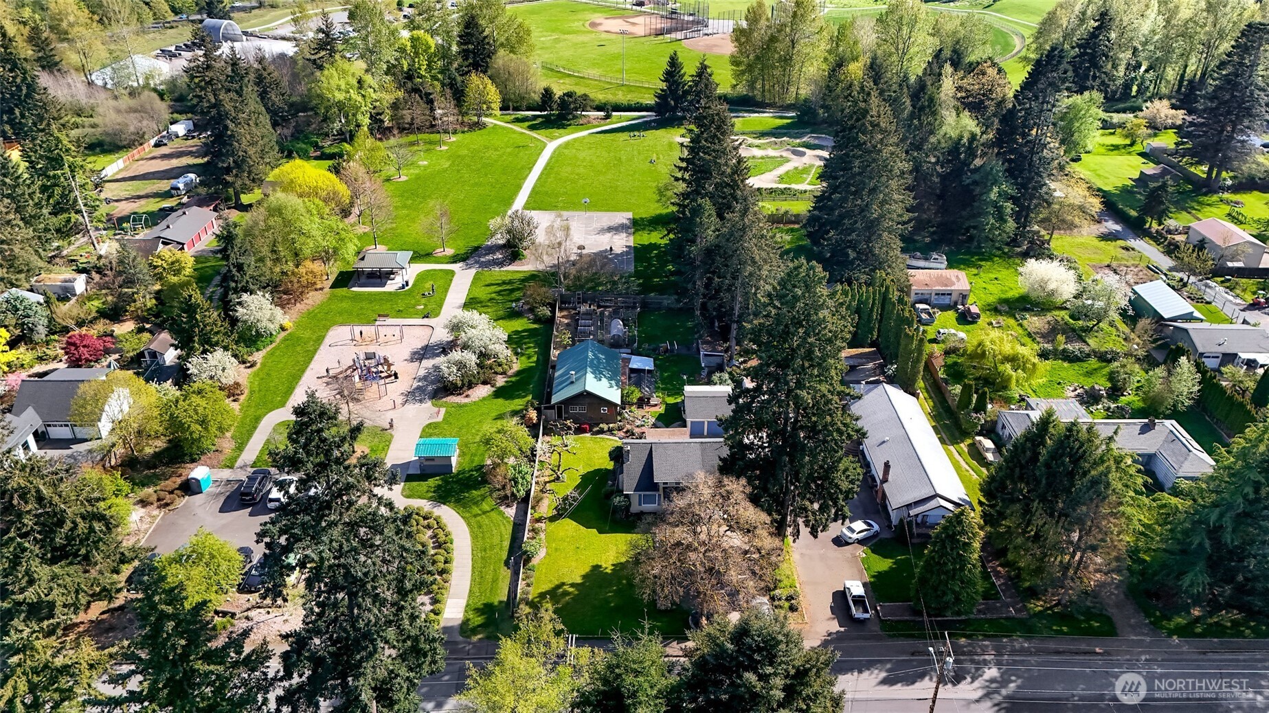 2715 Cedarwood Avenue , Bellingham, WA 98225