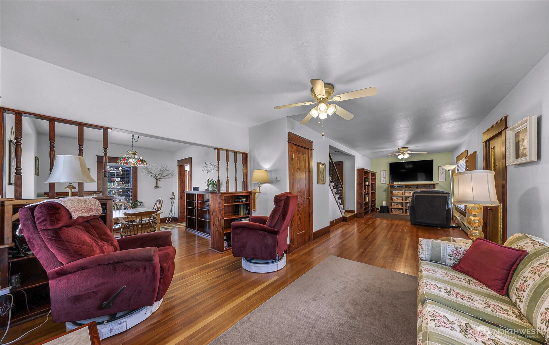 2715 Cedarwood Avenue , Bellingham, WA 98225