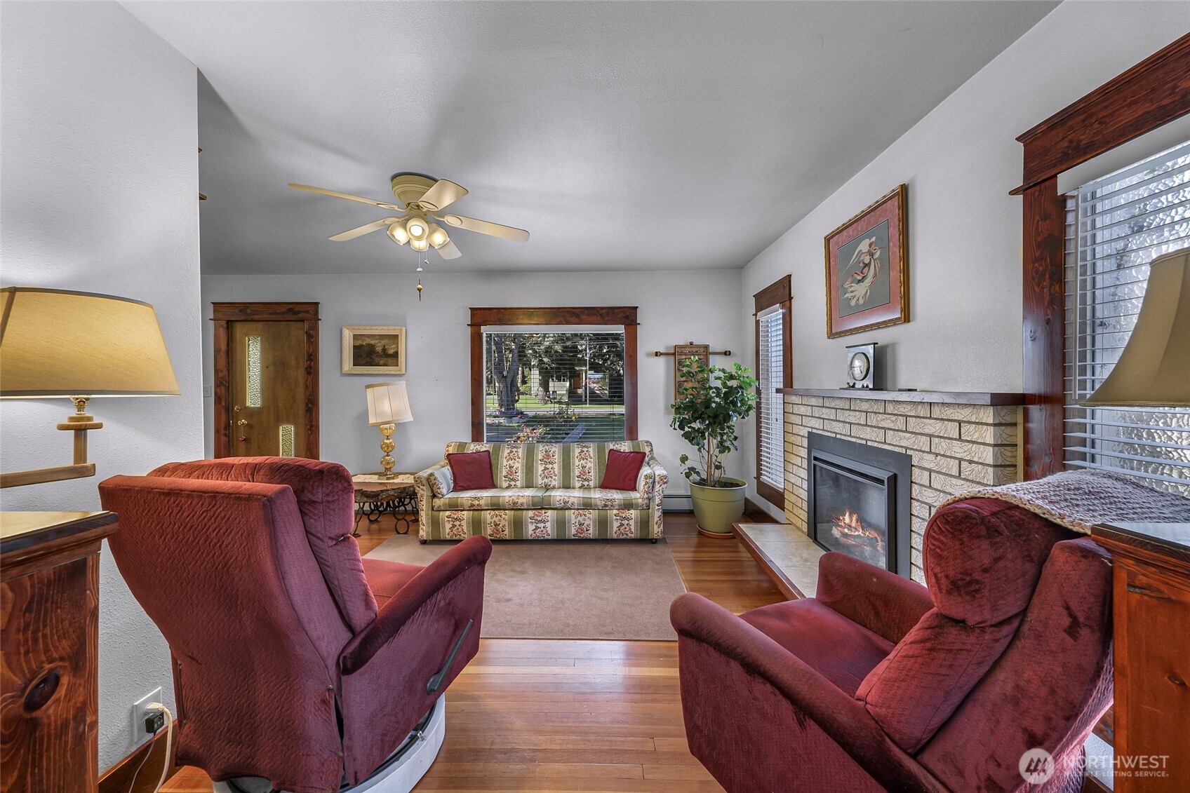 2715 Cedarwood Avenue , Bellingham, WA 98225
