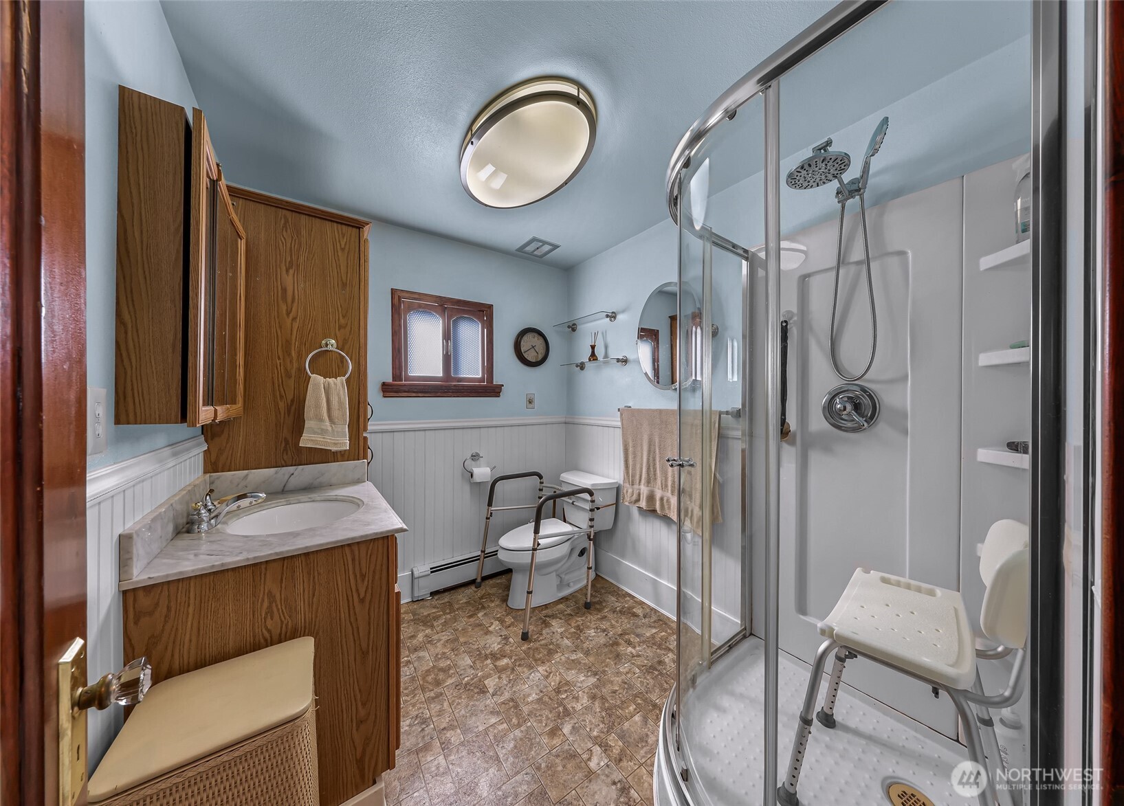 2715 Cedarwood Avenue , Bellingham, WA 98225