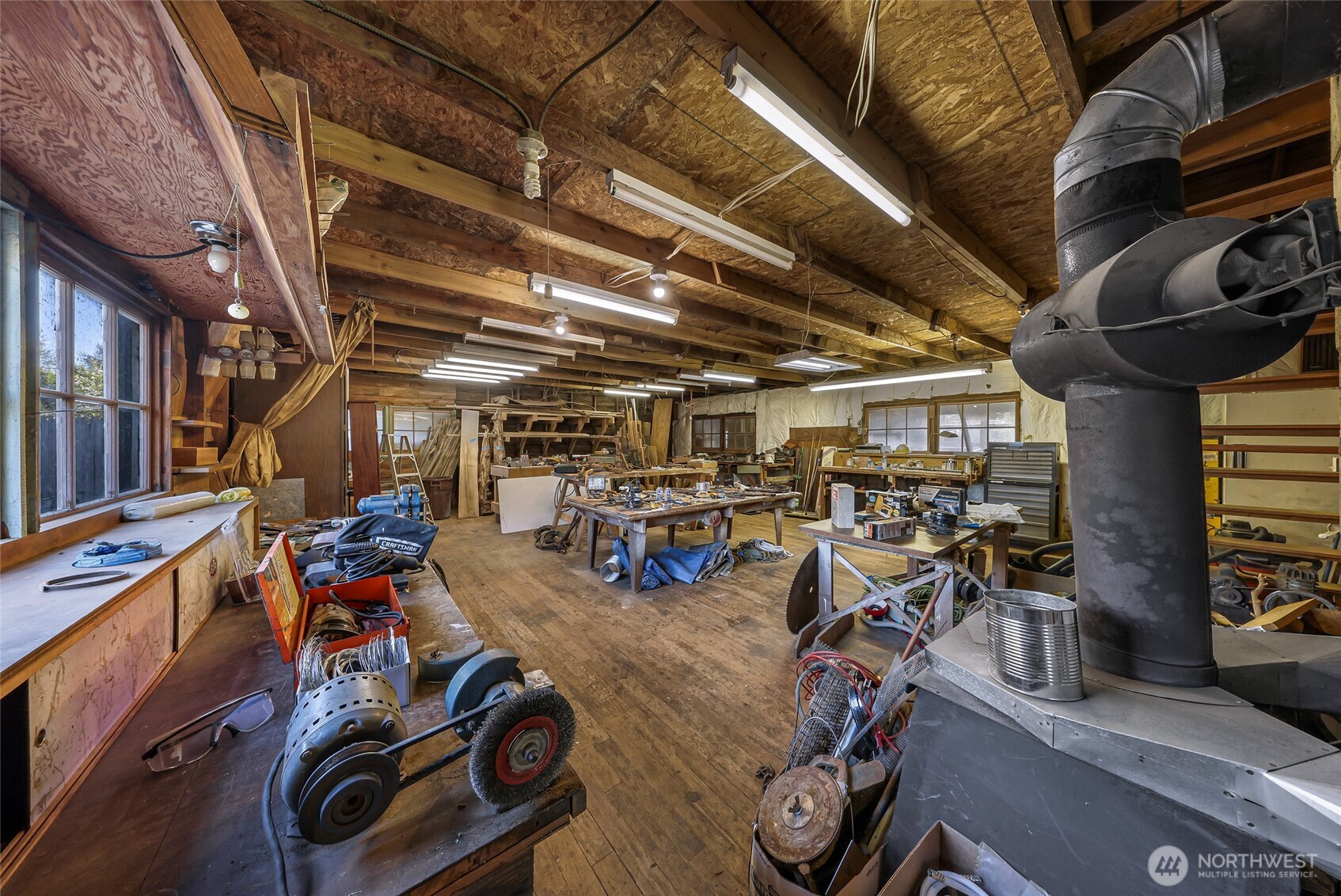 2715 Cedarwood Avenue , Bellingham, WA 98225