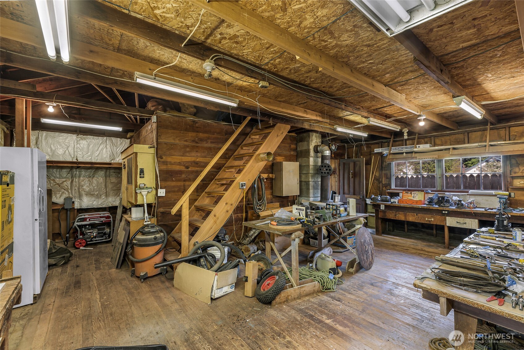 2715 Cedarwood Avenue , Bellingham, WA 98225