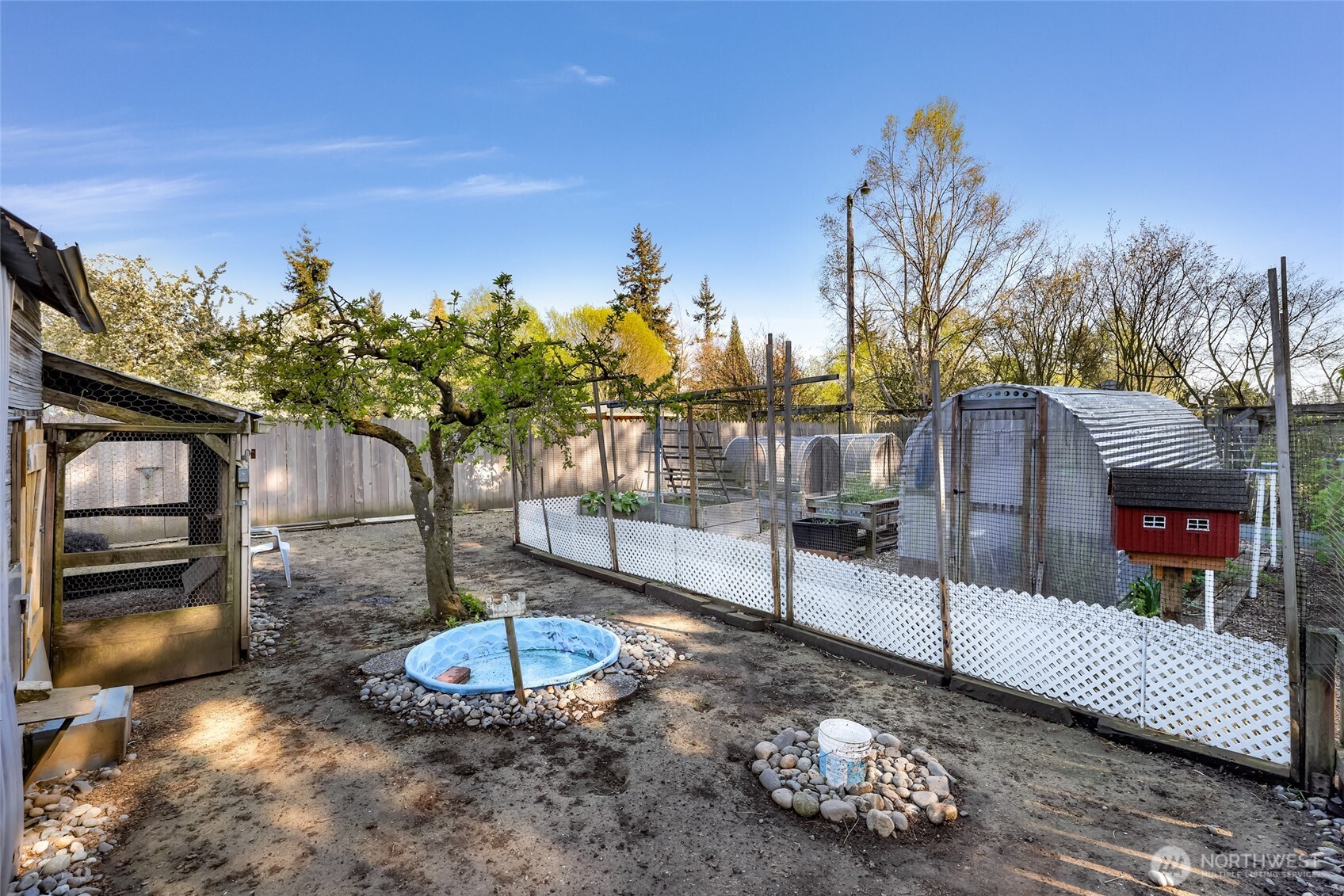 2715 Cedarwood Avenue , Bellingham, WA 98225