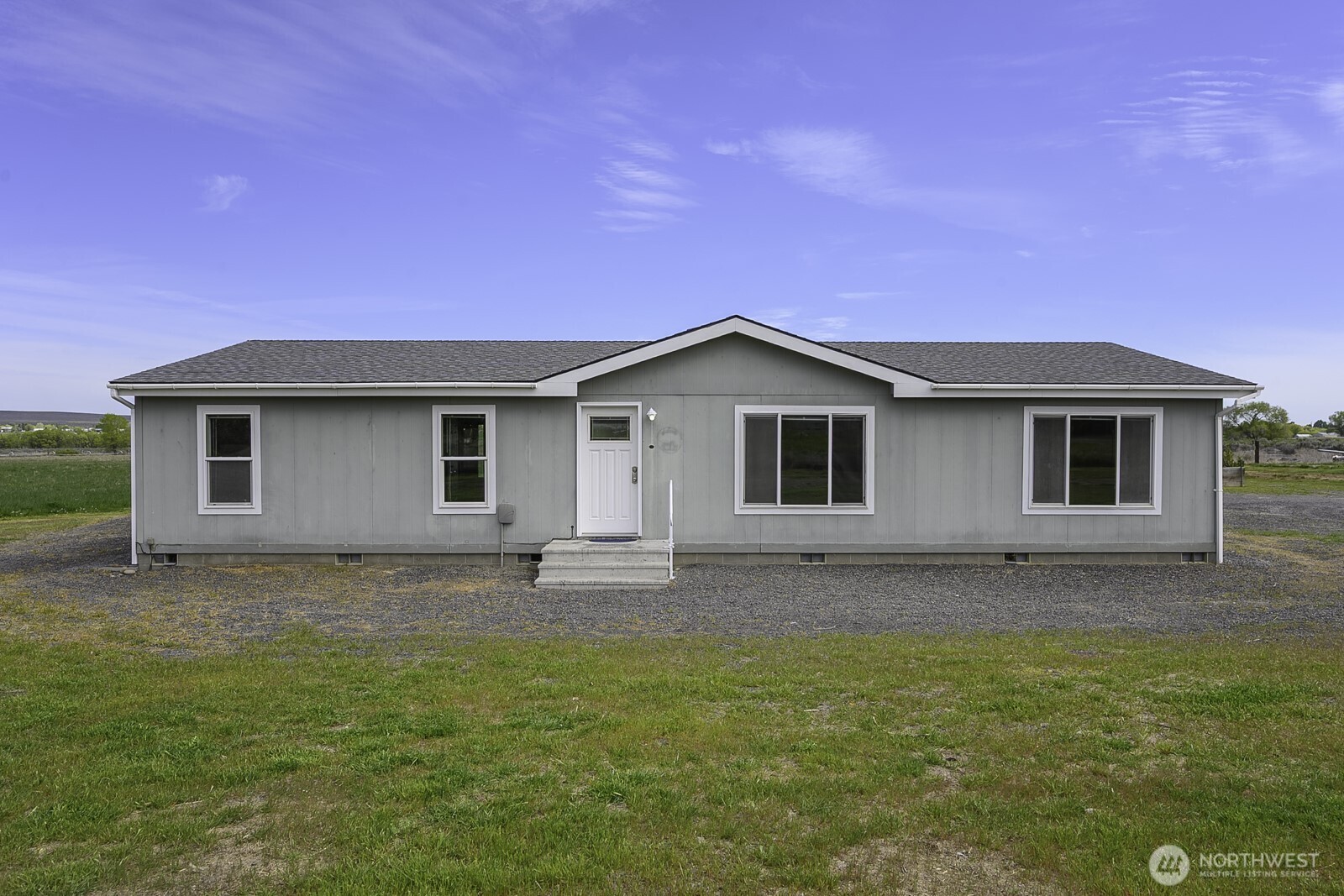 19373 Division Road NW, Soap Lake, WA 98851