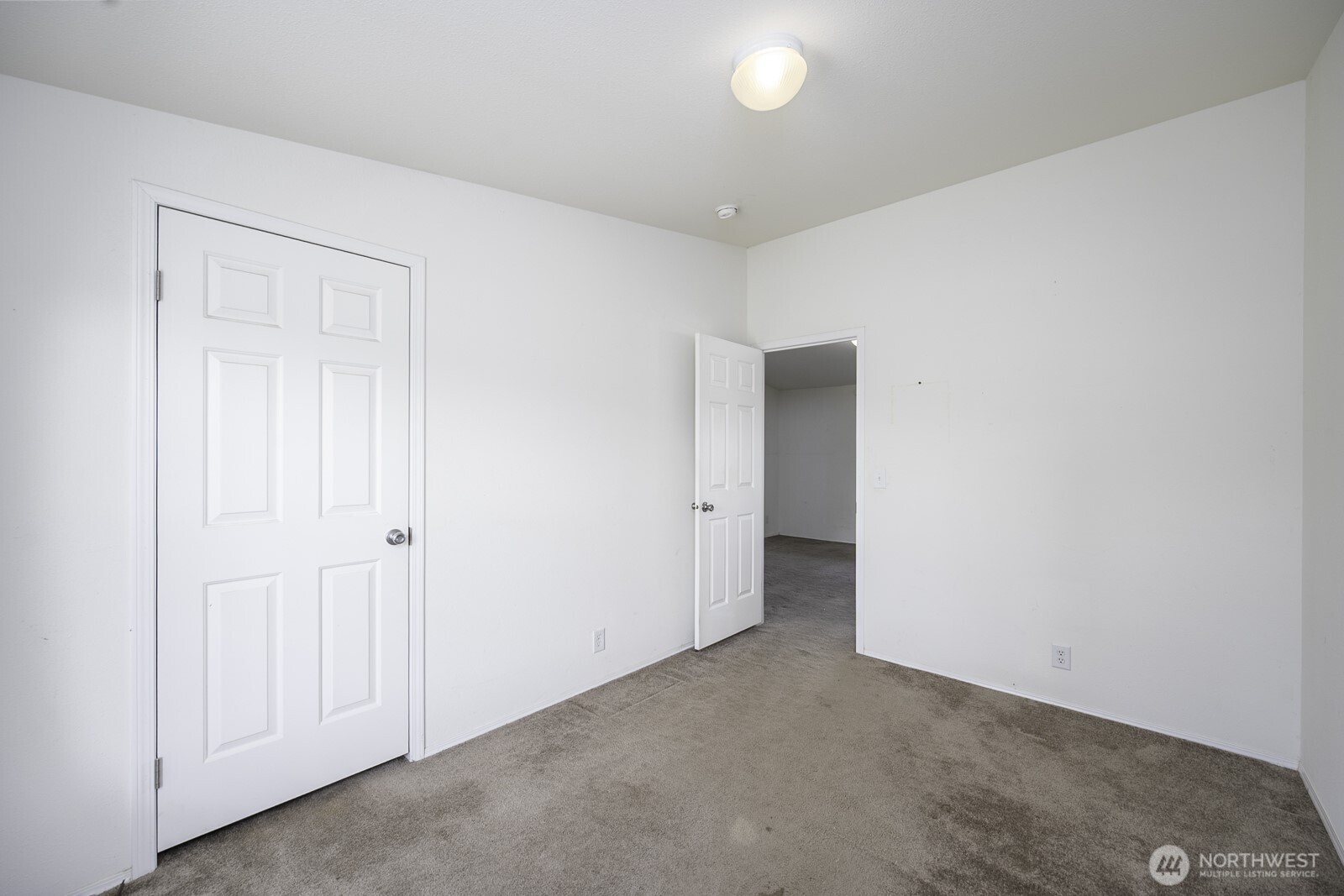 19373 Division Road NW, Soap Lake, WA 98851