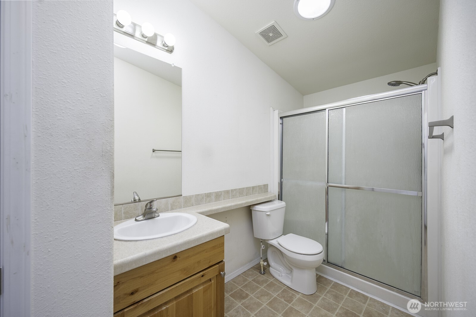 19373 Division Road NW, Soap Lake, WA 98851