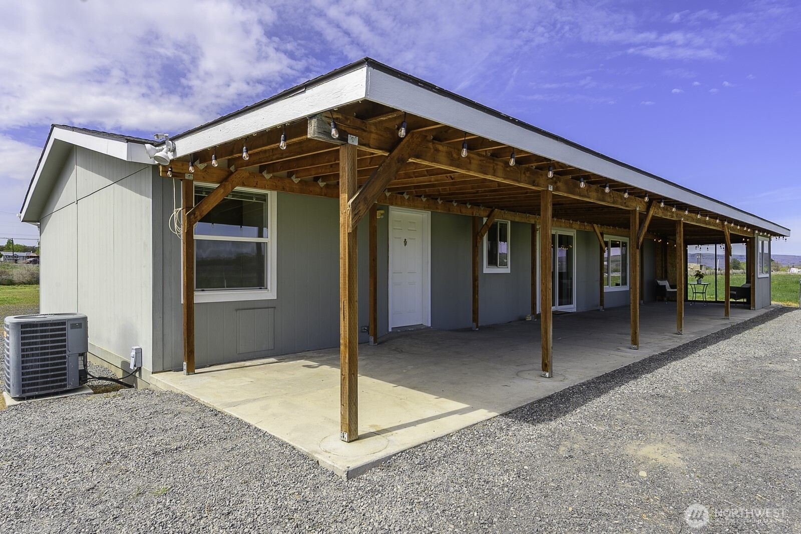 19373 Division Road NW, Soap Lake, WA 98851