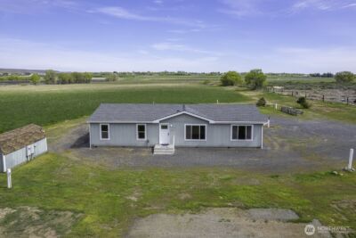 19373 Division Road NW, Soap Lake, WA 98851 - Photo 3