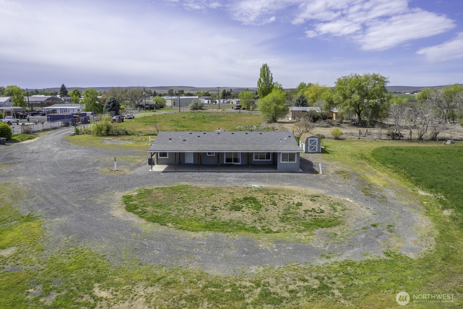 19373 Division Road NW, Soap Lake, WA 98851