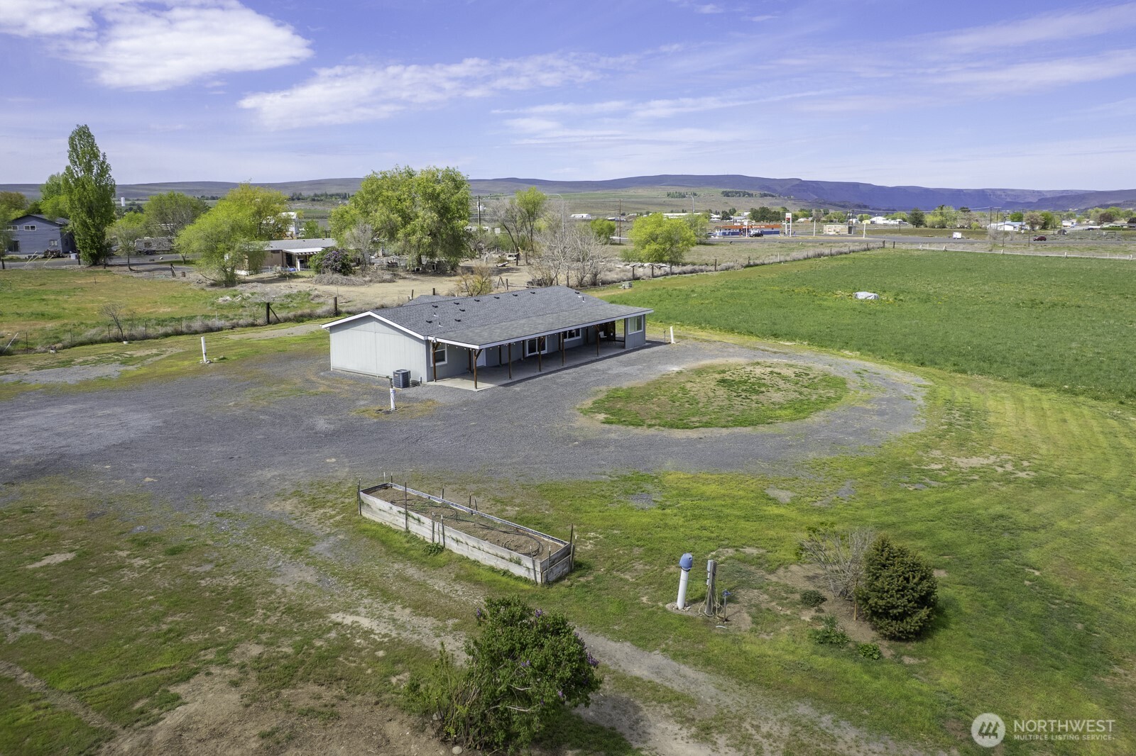 19373 Division Road NW, Soap Lake, WA 98851