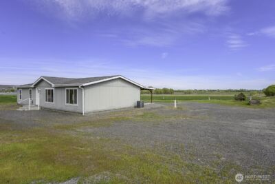 19373 Division Road NW, Soap Lake, WA 98851 - Photo 4
