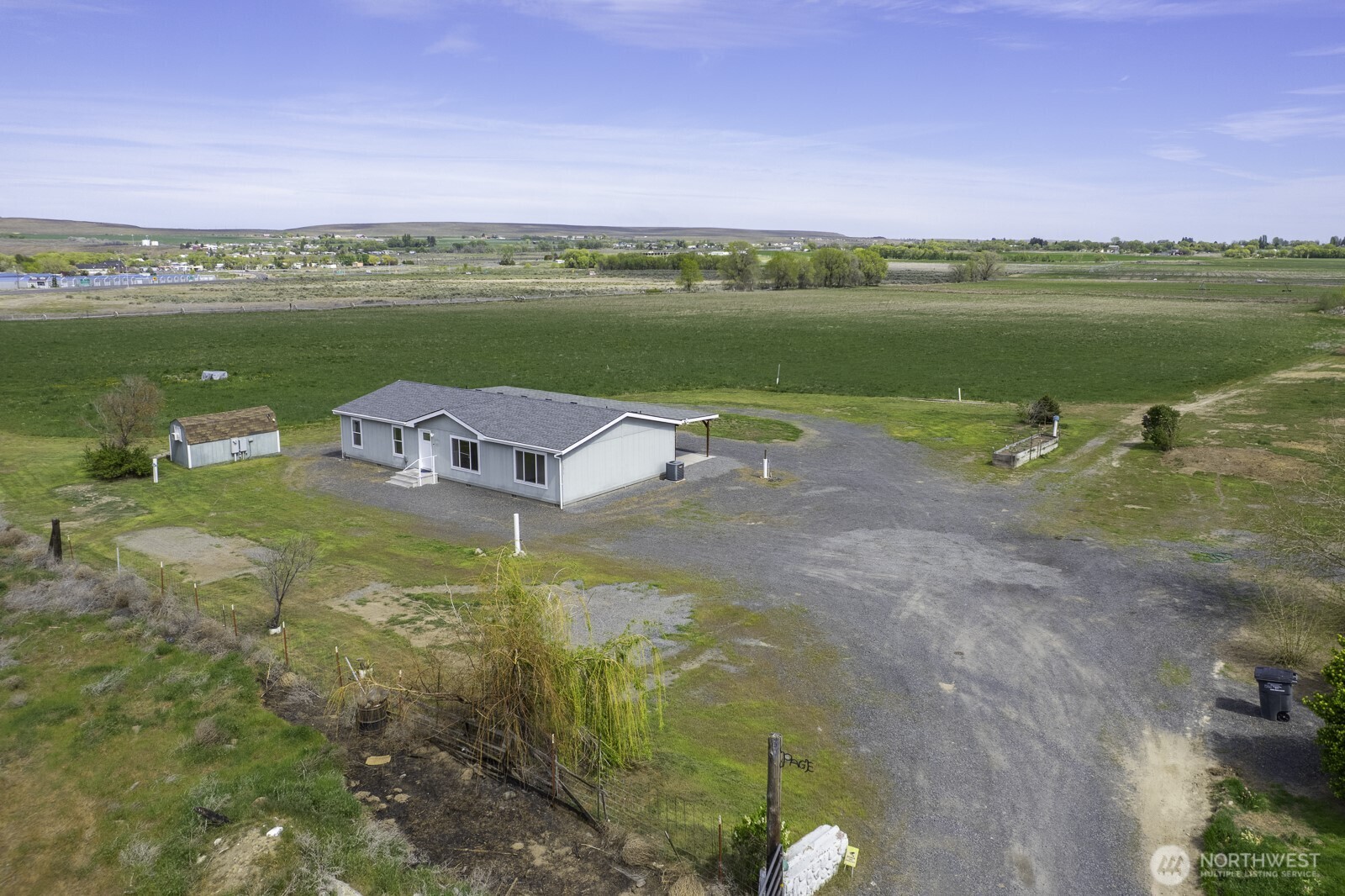19373 Division Road NW, Soap Lake, WA 98851