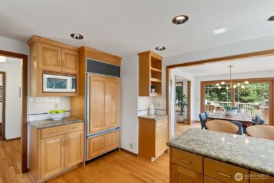 16526 37th Avenue NE, Lake Forest Park, WA 98155 - Photo 12