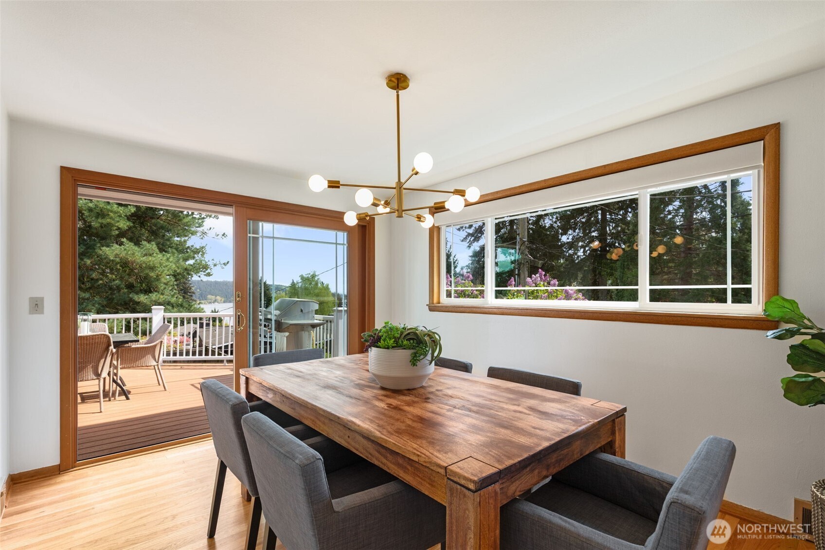 16526 37th Avenue NE, Lake Forest Park, WA 98155