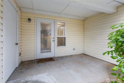 11002 SE Petrovitsky Road #E103, Renton, WA 98055 - Photo 2