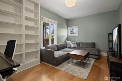 4306 Burke Avenue N, Seattle, WA 98103 - Photo 16