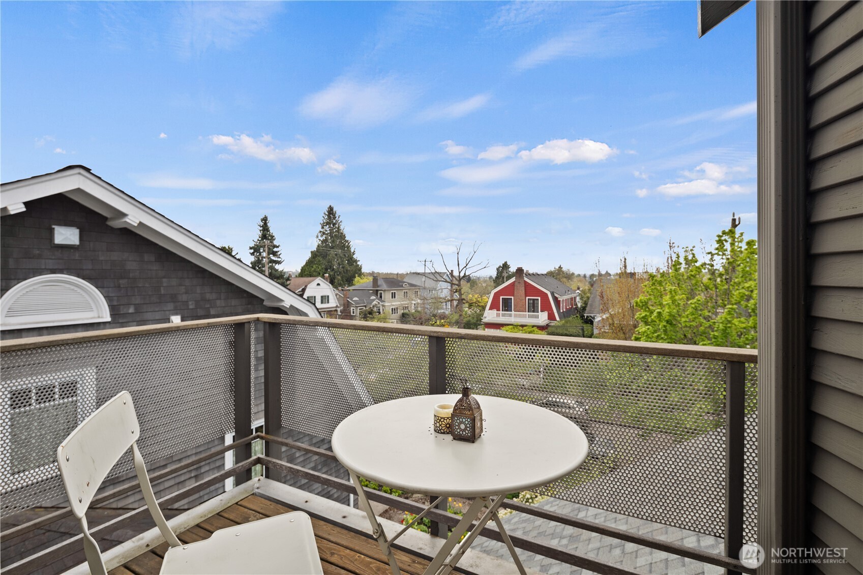 4306 Burke Avenue N, Seattle, WA 98103