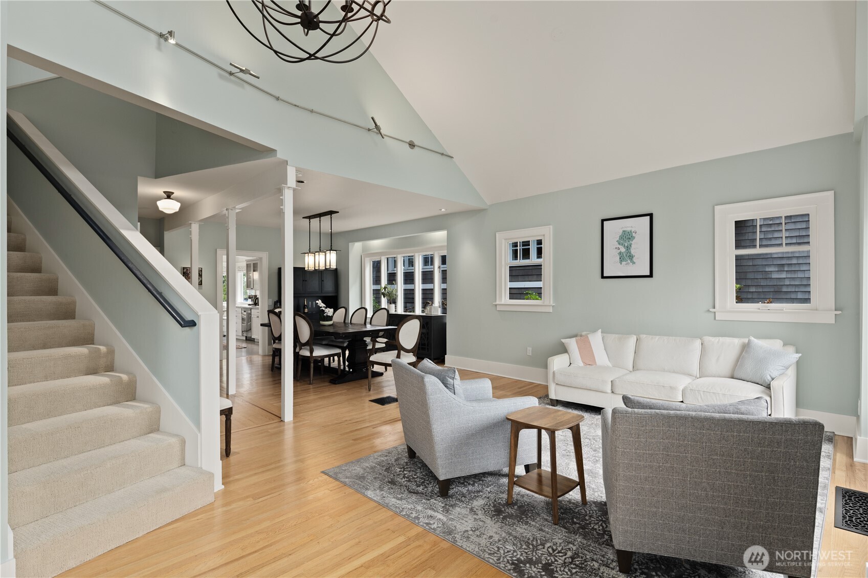 4306 Burke Avenue N, Seattle, WA 98103