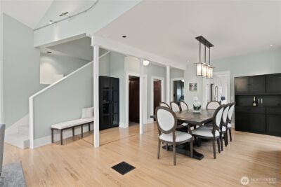 4306 Burke Avenue N, Seattle, WA 98103 - Photo 7