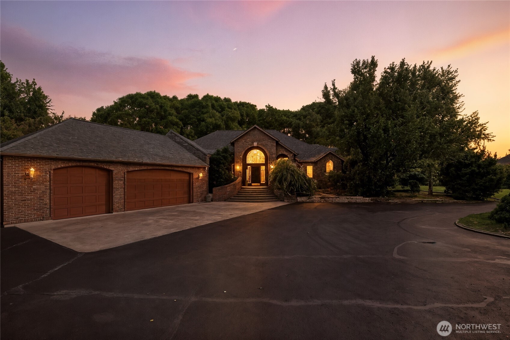 1629 Wheatcrest Road , Walla Walla, WA 99362