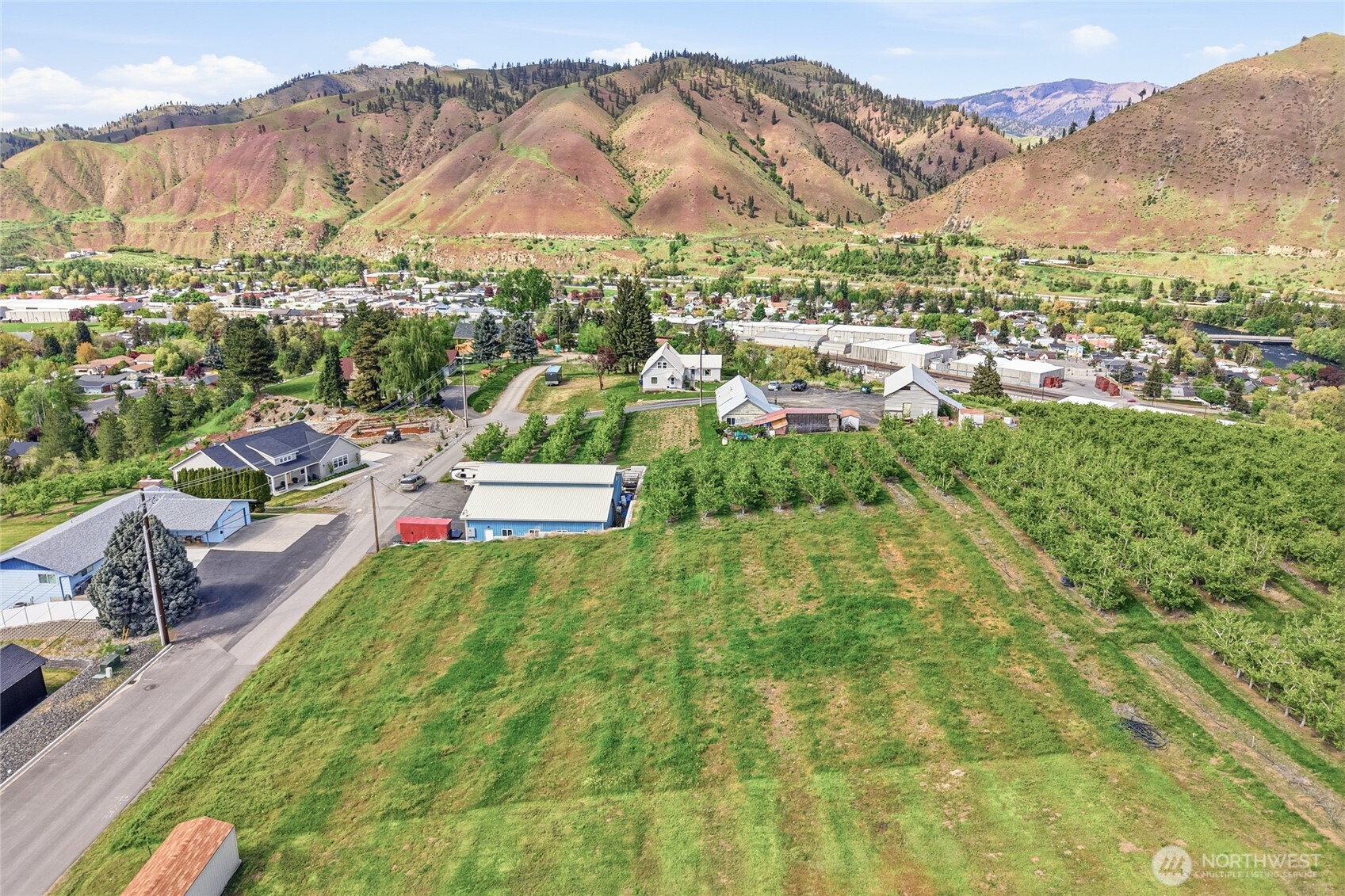 333 Kennedy Road , Cashmere, WA 98815