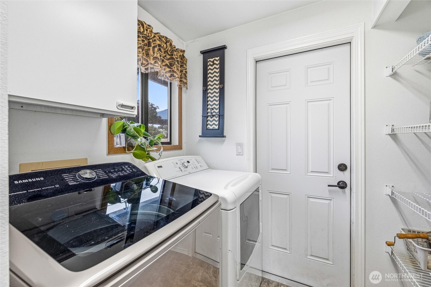 19917 Lei Garden Road , Burlington, WA 98233