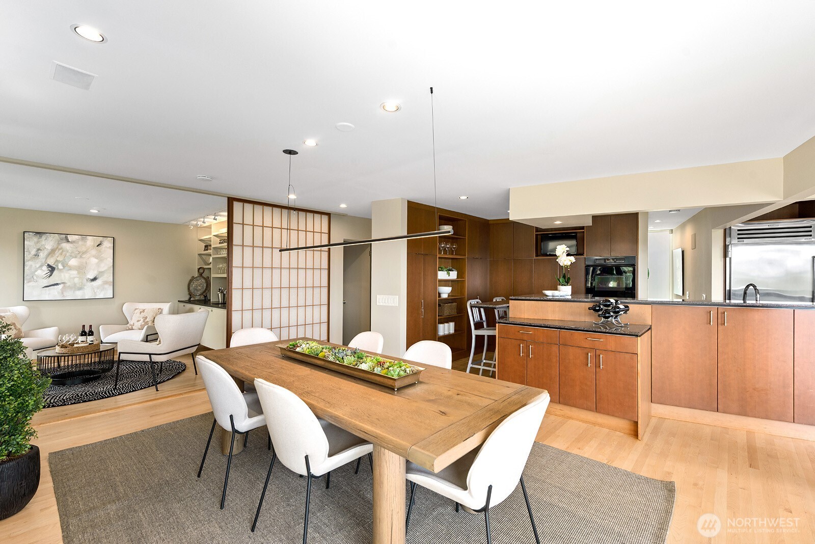 8627 Fauntlee Crest SW, Seattle, WA 98136