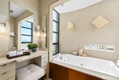 8627 Fauntlee Crest SW, Seattle, WA 98136 - Photo 26