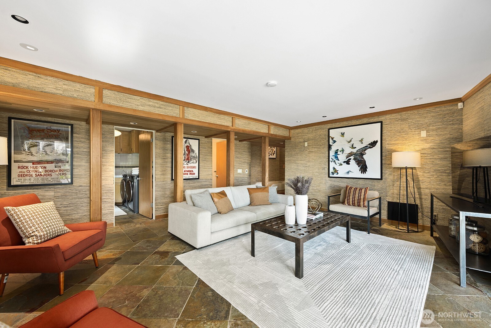 8627 Fauntlee Crest SW, Seattle, WA 98136