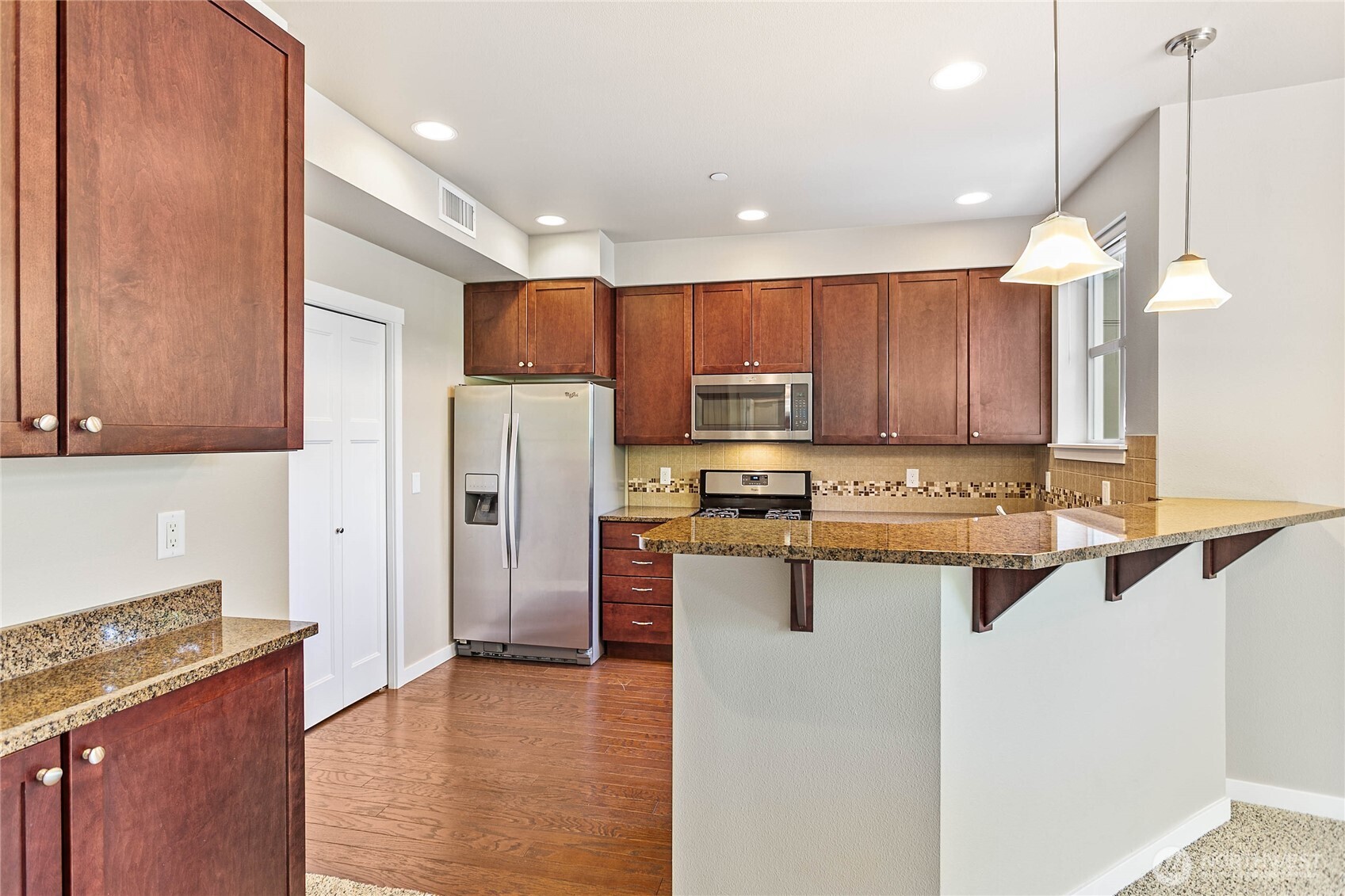 8780 Depot Rd #207, Lynden, WA 98264