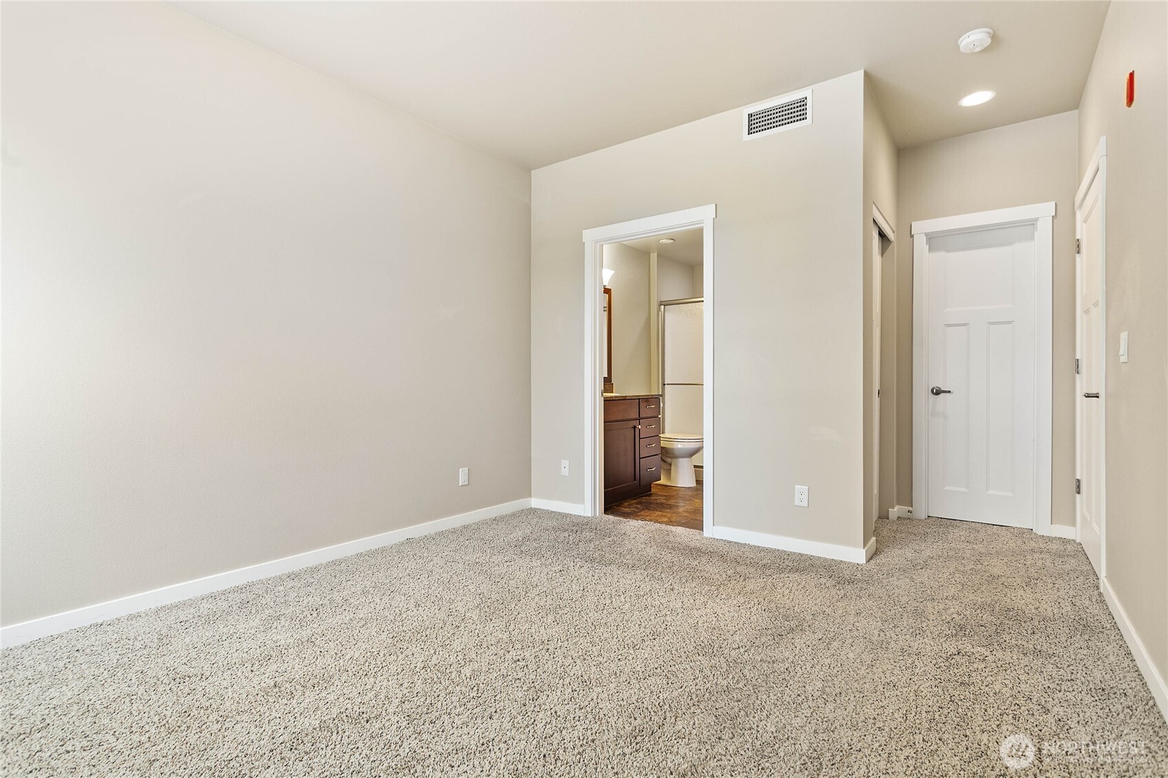 8780 Depot Rd #207, Lynden, WA 98264