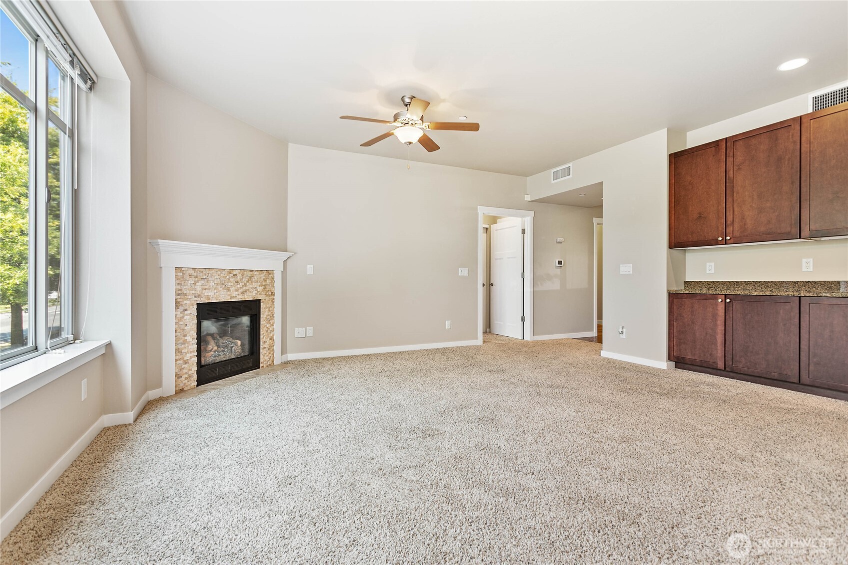 8780 Depot Rd #207, Lynden, WA 98264