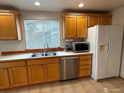 11602 SE 193rd Place , Kent, WA 98031 - Photo 5