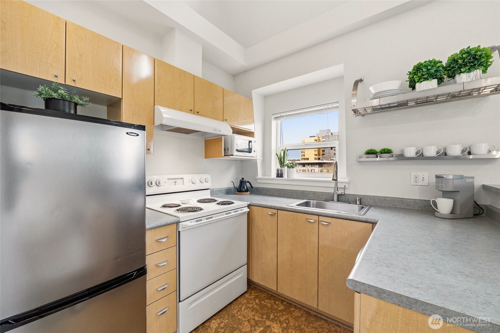 425 Vine Street #708, Seattle, WA 98121
