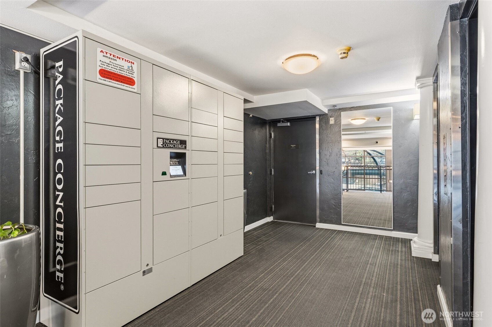 425 Vine Street #708, Seattle, WA 98121