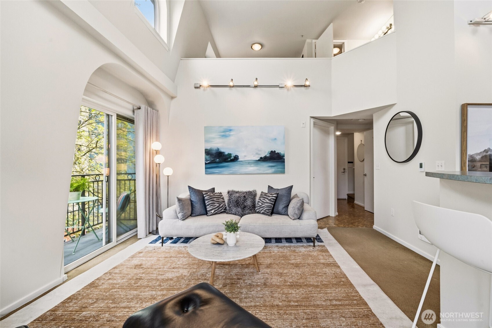 425 Vine Street #708, Seattle, WA 98121