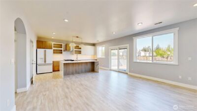 3625 181st Street E, Tacoma, WA 98446 - Photo 8