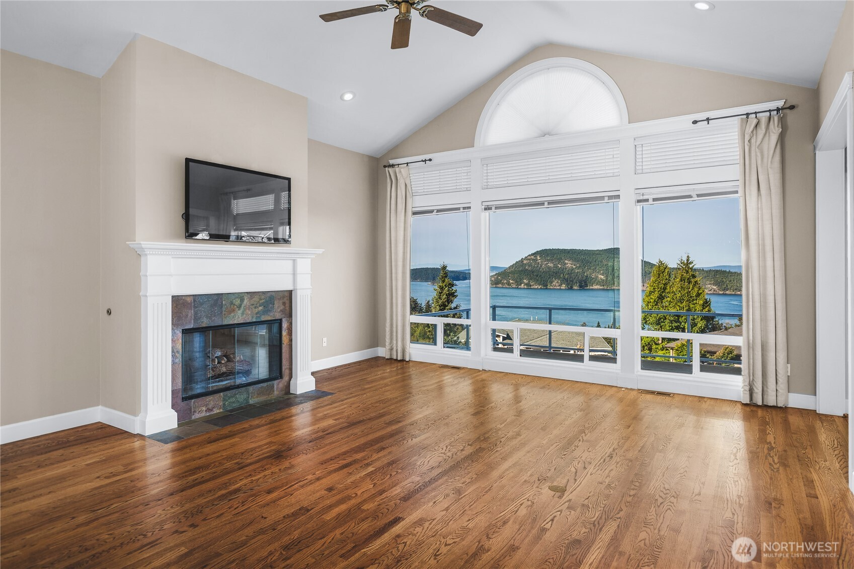 4116 Marine Heights Way , Anacortes, WA 98221